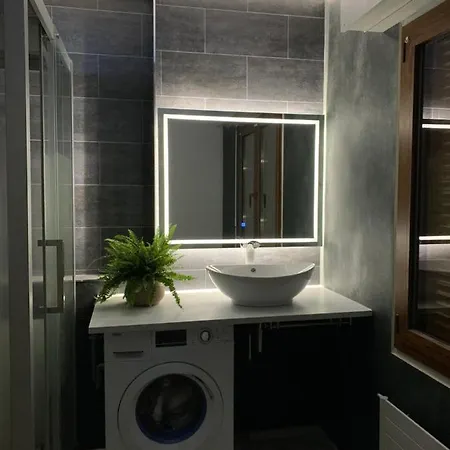 Chez Mat Bed and Breakfast Τονόν-λε-Μπαιν